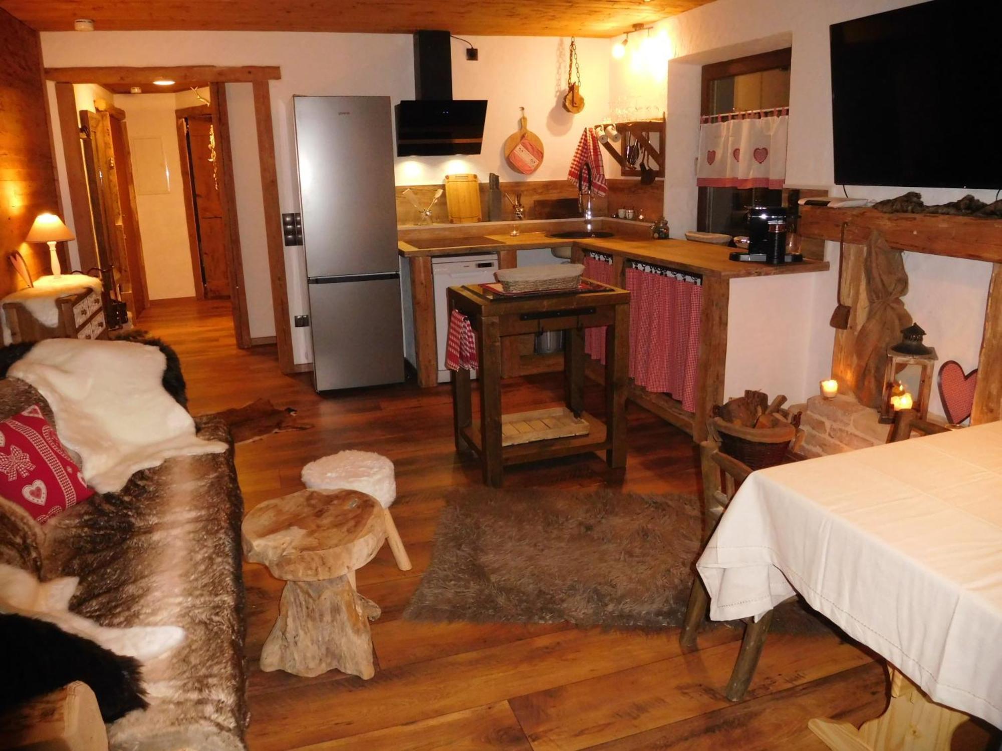 Wellnessoase Mit Sauna Und Whirlpool Inzell Esterno foto