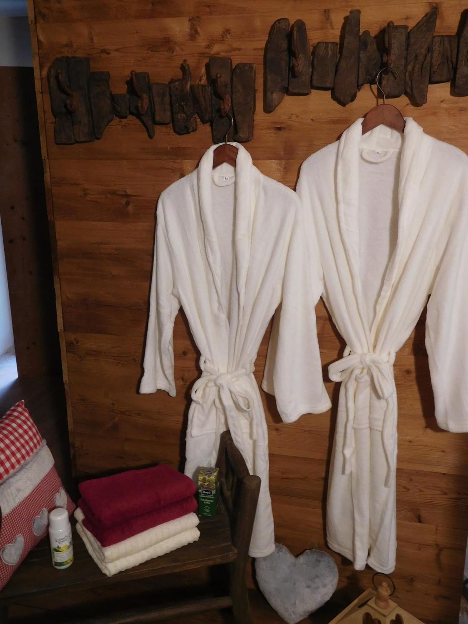 Wellnessoase Mit Sauna Und Whirlpool Inzell Esterno foto